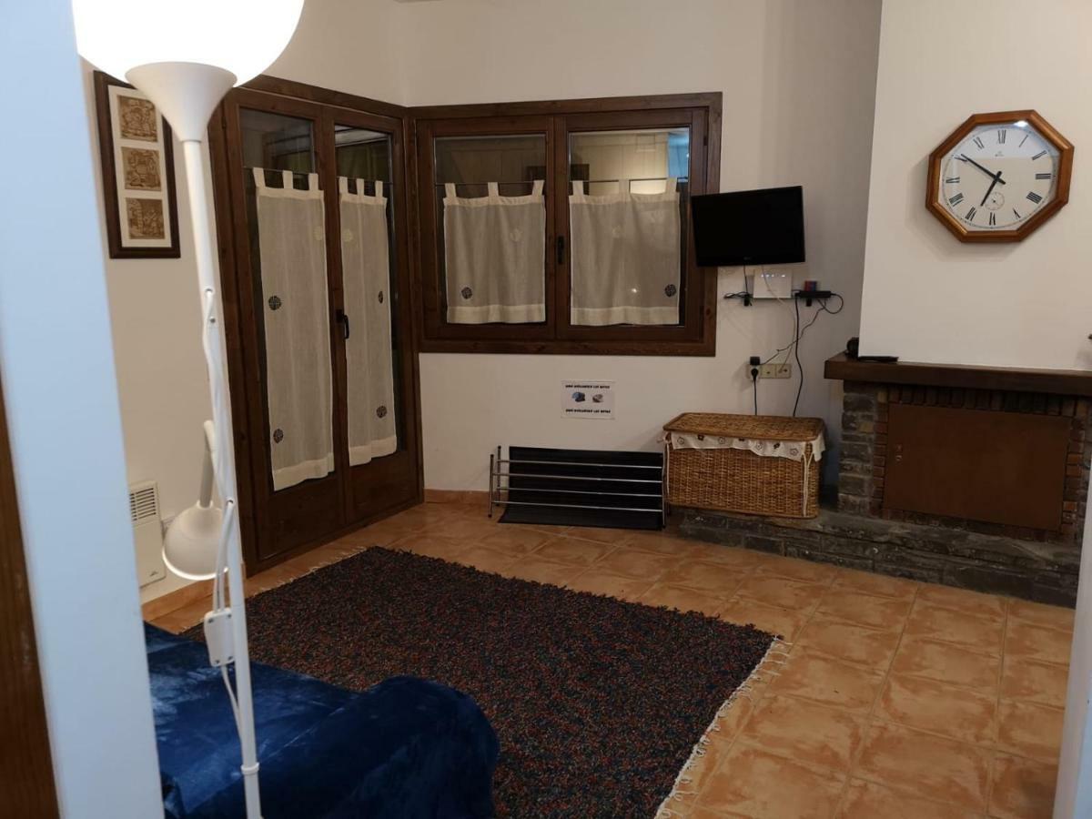 Apartament De La Lali Roní Exterior foto